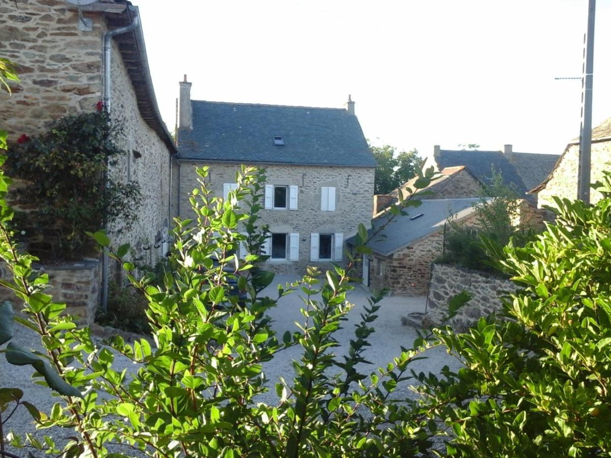 Chambres D'Hotes De Campagnet Moyrazes Exteriör bild
