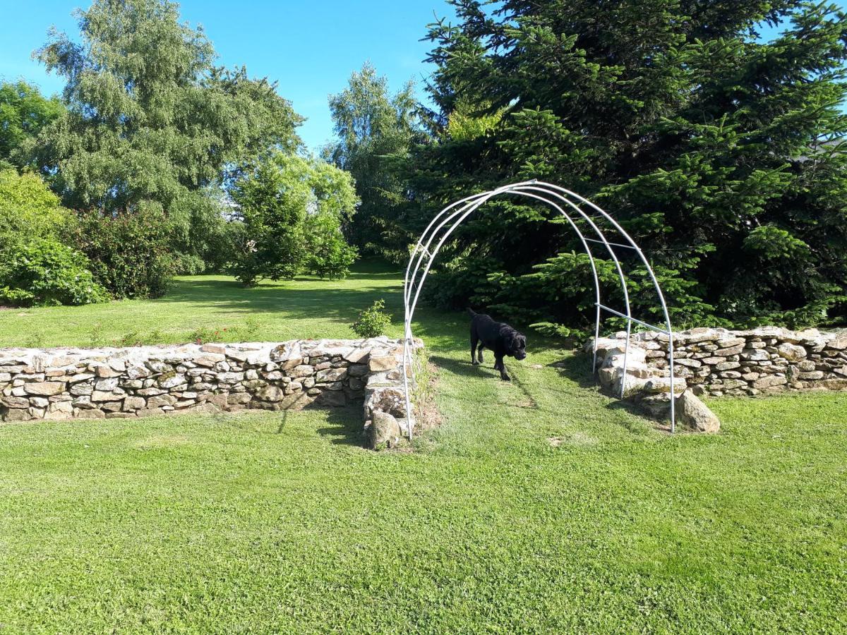 Chambres D'Hotes De Campagnet Moyrazes Exteriör bild